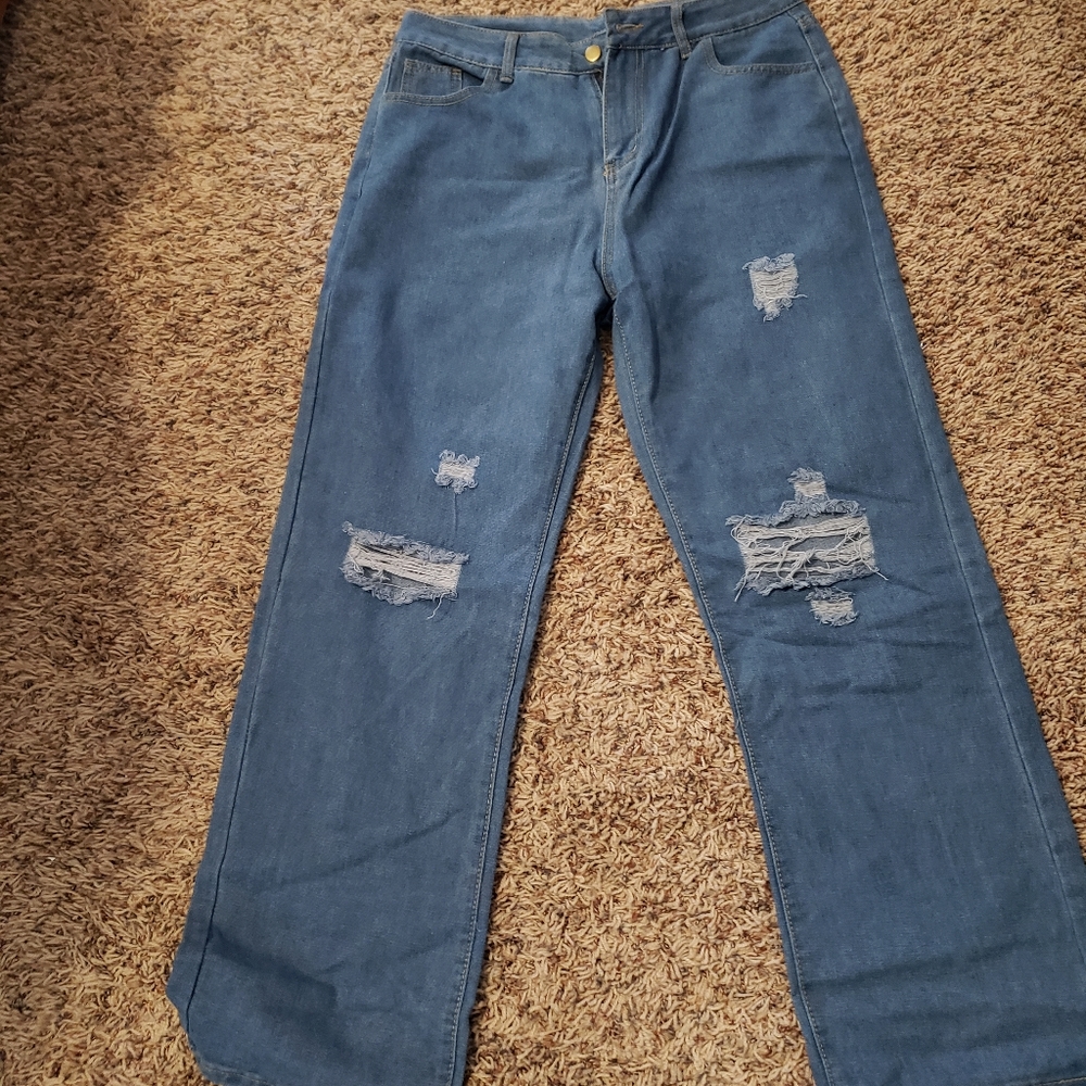 Size Large distressed jeans
